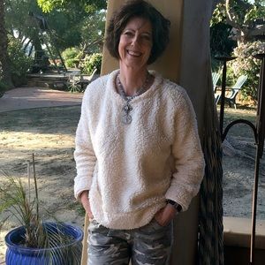 Meet your Posher, Zina